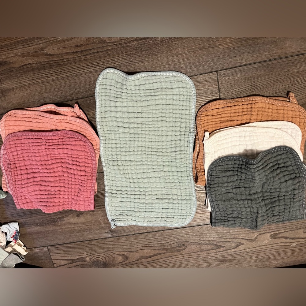 Set of Multicolor Textured Cloths